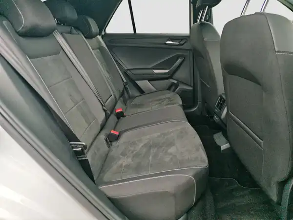 VW T-ROC (15/16)
