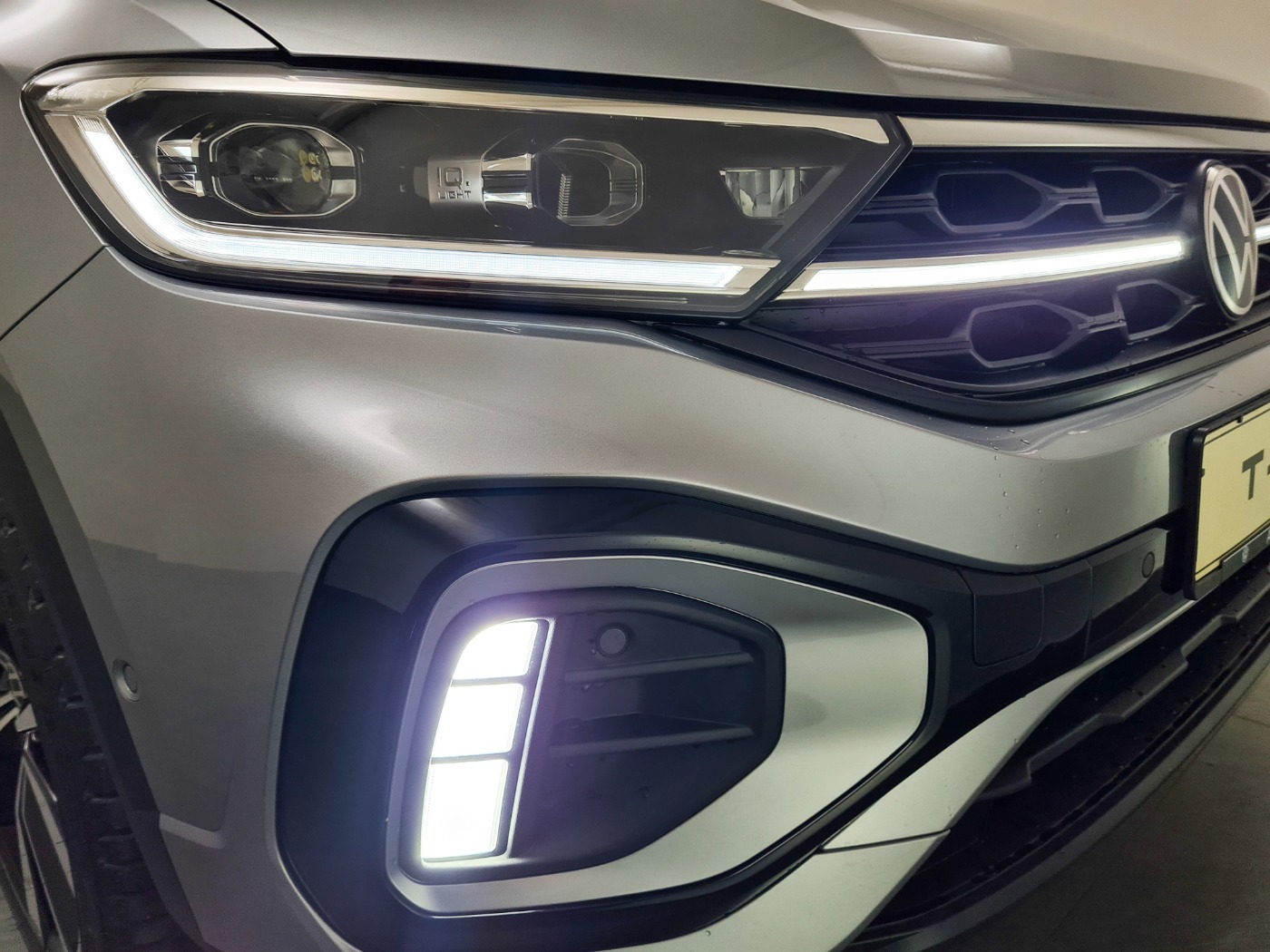VW T-ROC (14/18)
